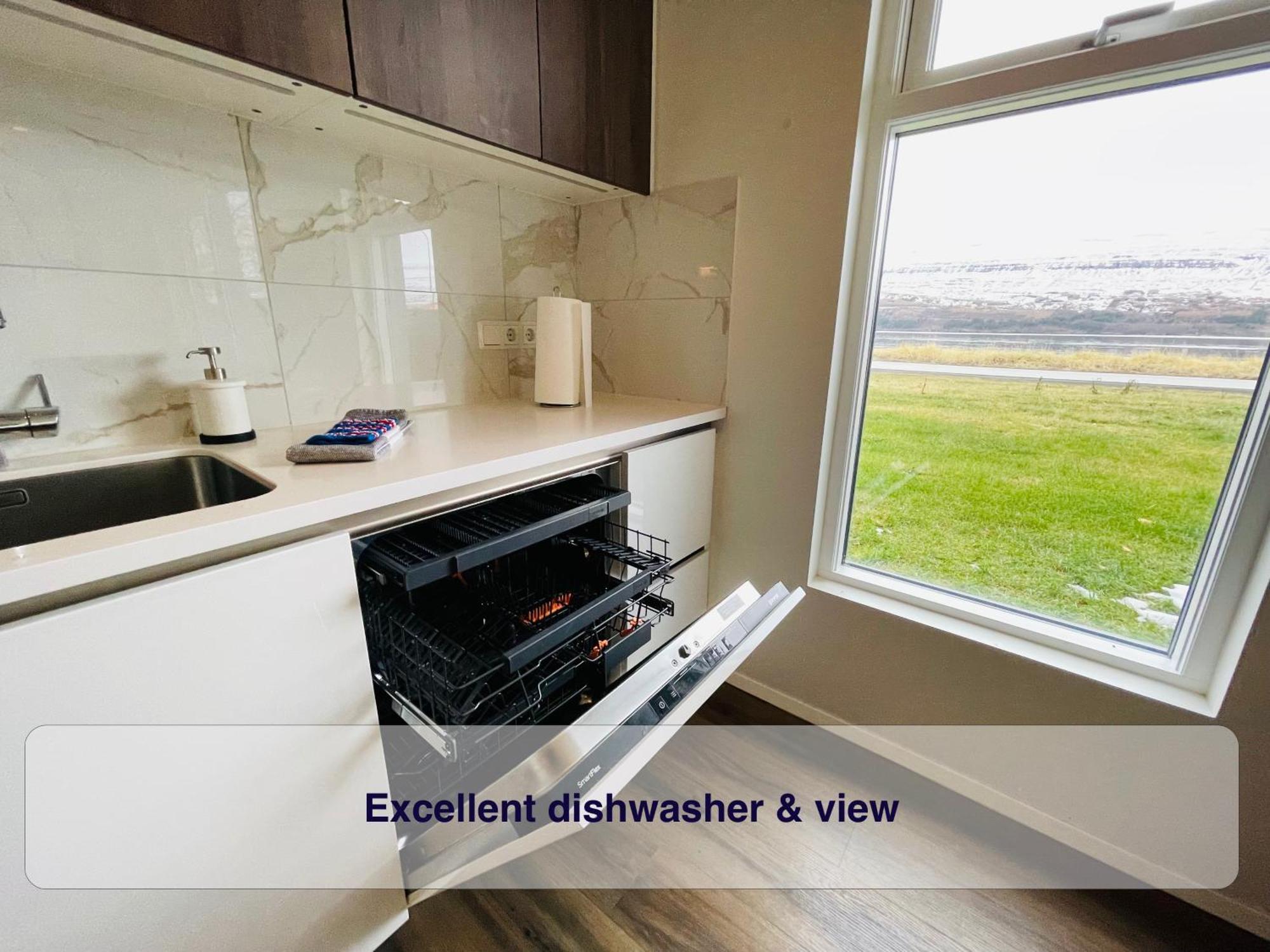 Dream View Apartment Akureyri Extérieur photo